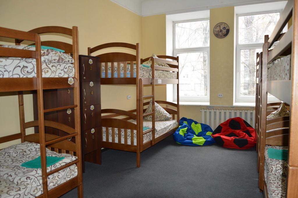 Lviv Lucky Hostel Экстерьер фото