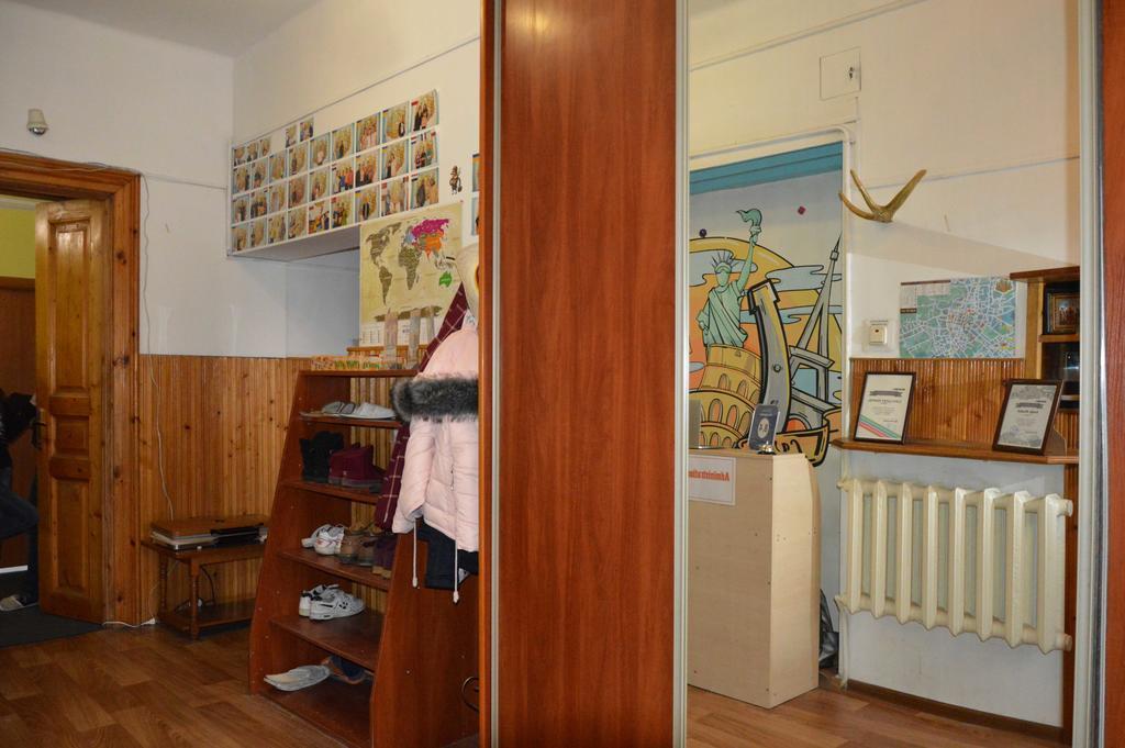 Lviv Lucky Hostel Экстерьер фото