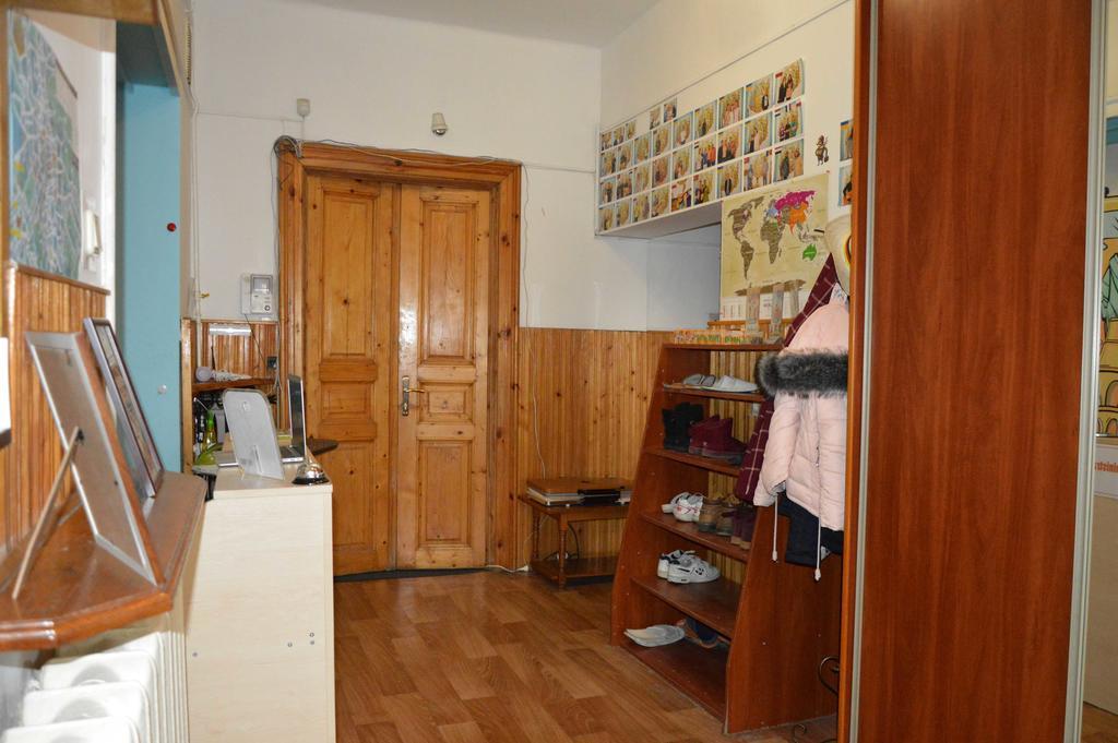 Lviv Lucky Hostel Экстерьер фото