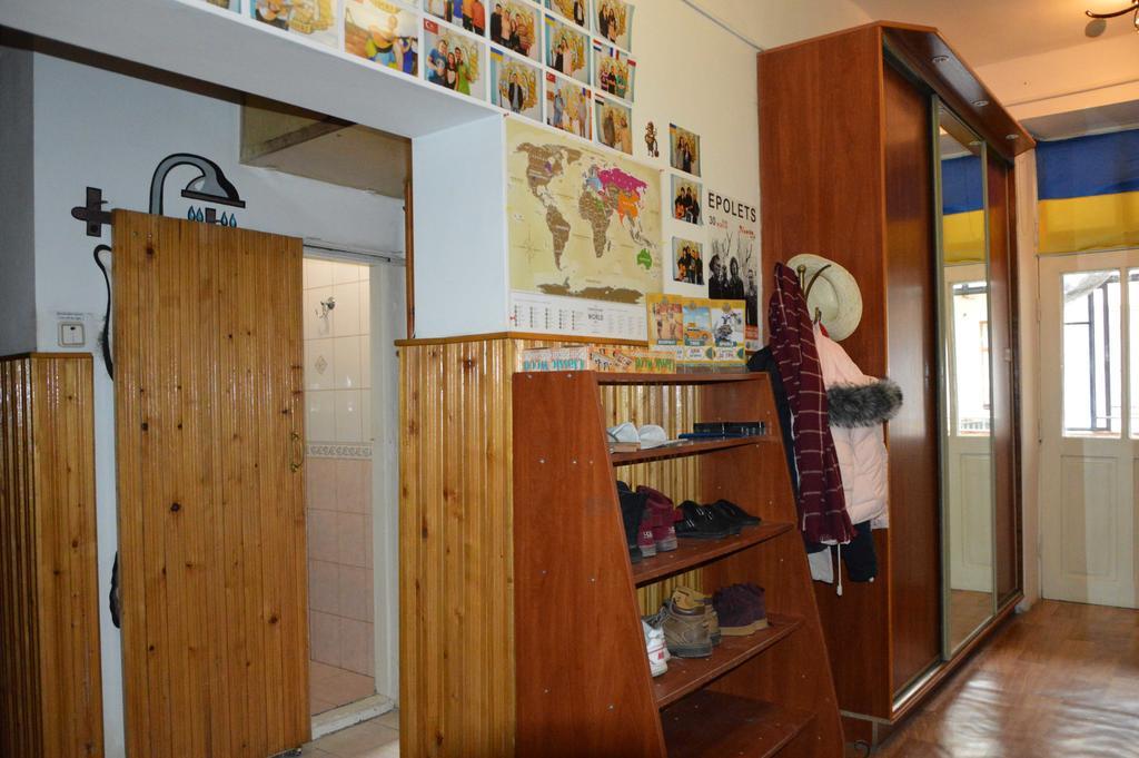 Lviv Lucky Hostel Экстерьер фото